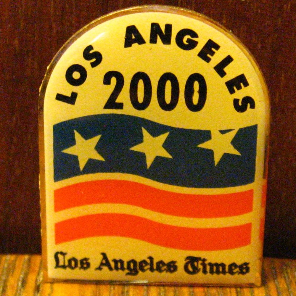 Los Angeles Times Vintage 2000 Lapel Pin